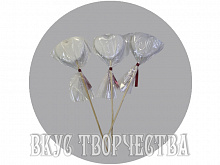 Леденец сердце белое